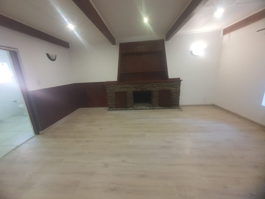 To Let 3 Bedroom Property for Rent in Beacon Bay Eastern Cape